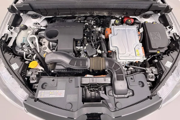 Renault Arkana E-TECH (HEV) (2022) — foto 2 van 28