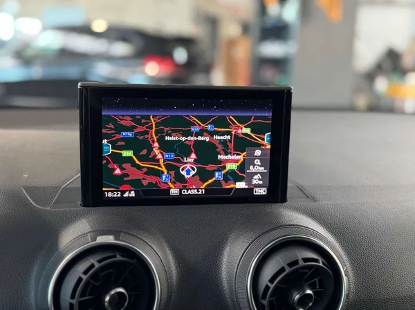 Audi Q2 (2018) — foto 4 van 15