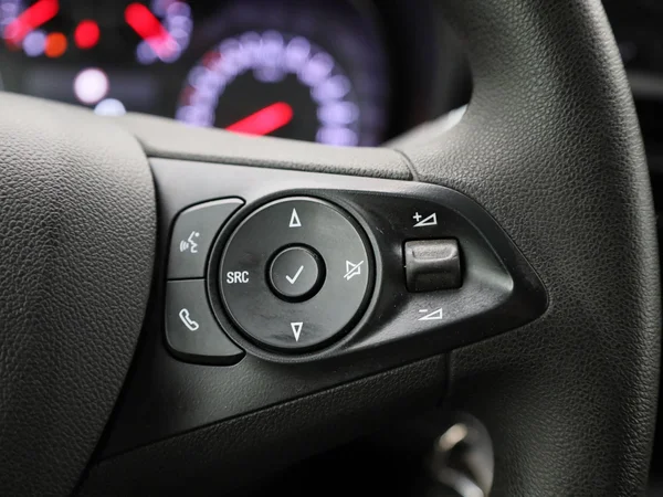 Opel Combo Life (2022) — foto 14 van 36