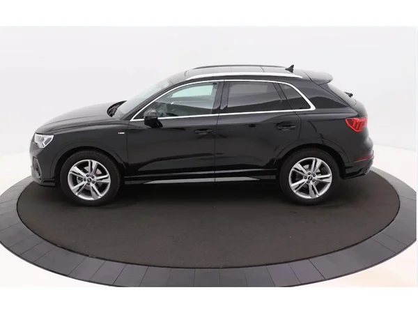 AUDI Q3 (2021) — foto 9 van 15