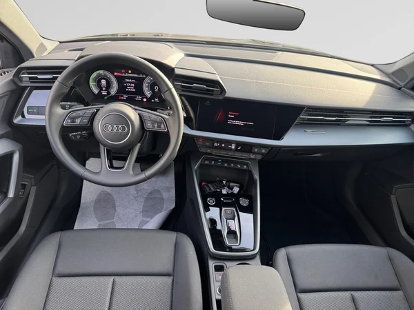 AUDI A3 Allstreet PHEV (2025) — foto 2 van 24