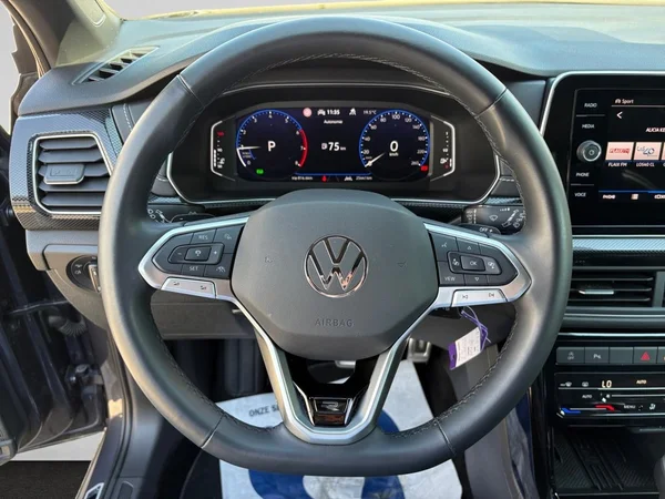 VOLKSWAGEN T-Cross (2025) — foto 18 van 19