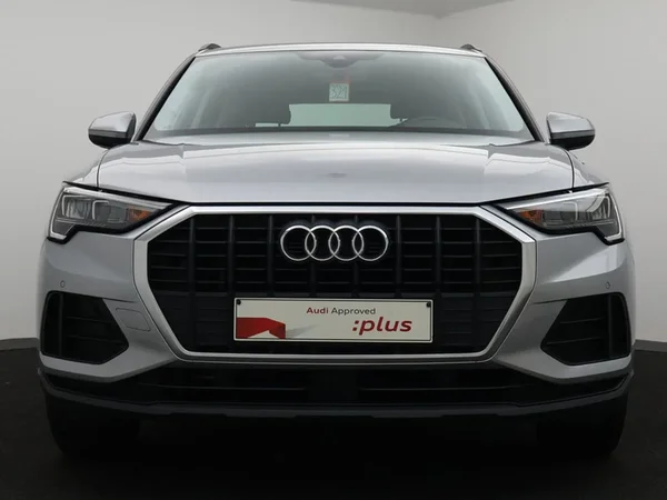 Audi Q3 (2019) — foto 22 van 27