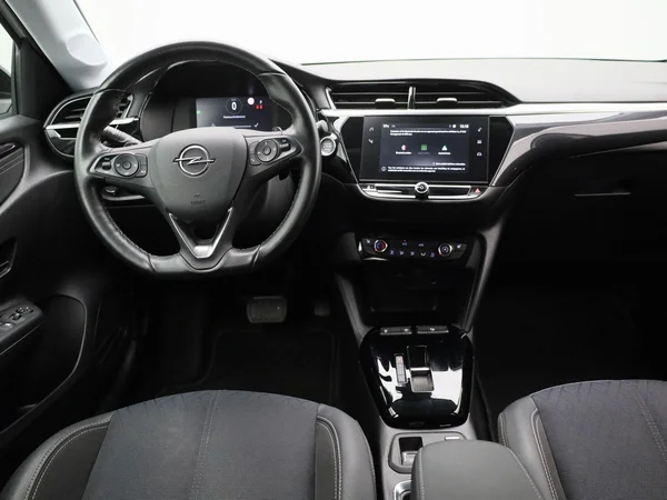 Opel Corsa (2022) — foto 34 van 36