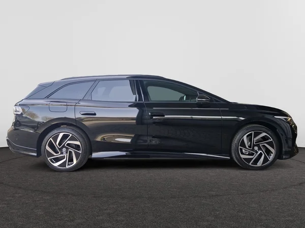VOLKSWAGEN ID.7 Tourer (2026) — foto 12 van 16