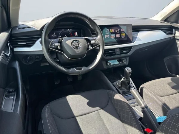 SKODA Kamiq (2022) — foto 28 van 28