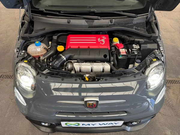 ABARTH 595 (2020) — foto 15 van 24