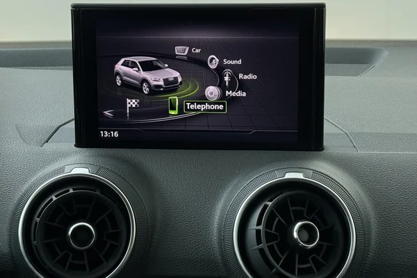 Audi Q2 (2020) — foto 3 van 18