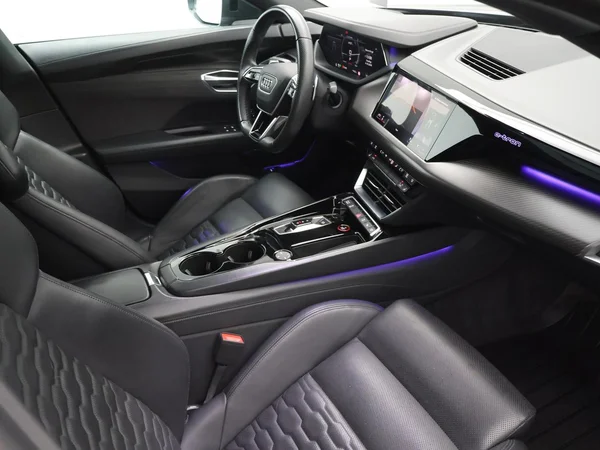 AUDI E-tron GT (2022) — foto 4 van 28