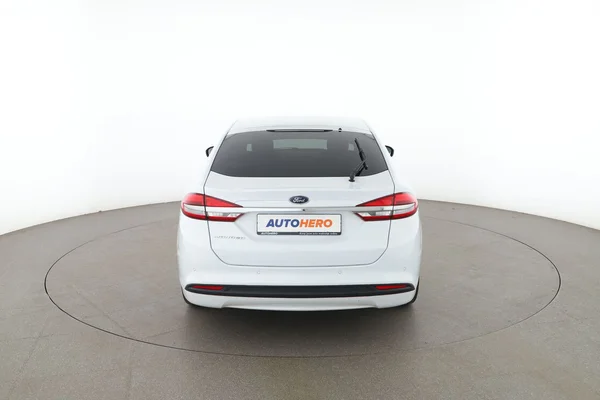Ford Mondeo (2019) — foto 11 van 16