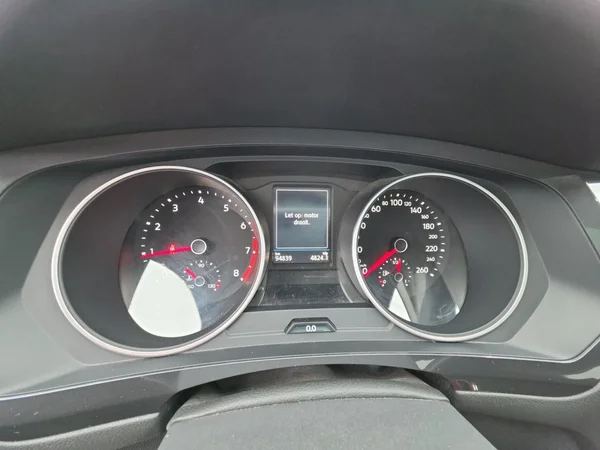 VOLKSWAGEN Tiguan Allspace (2020) — foto 6 van 24