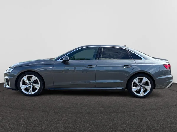 AUDI A4 (2024) — foto 12 van 23