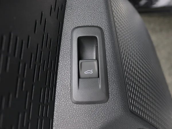 SKODA Octavia Combi (2025) — foto 11 van 23