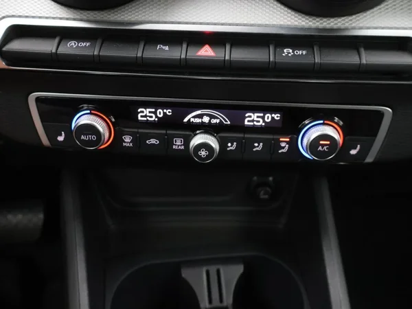Audi Q2 (2024) — foto 6 van 27