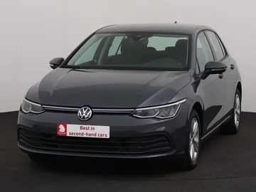 VOLKSWAGEN Golf (2024)