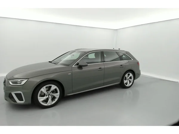 AUDI A4 Avant (2024) — foto 31 van 36