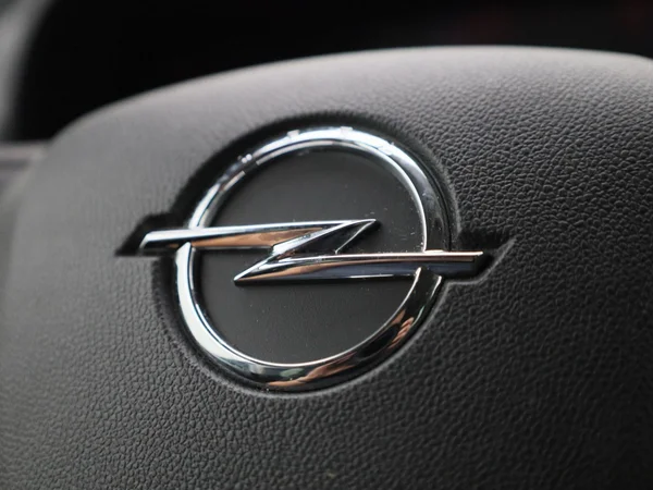 Opel Combo (2023) — foto 20 van 38