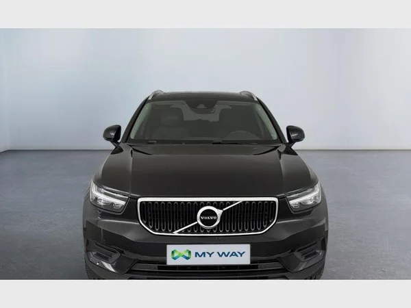 Volvo XC40 (2021) — foto 8 van 15