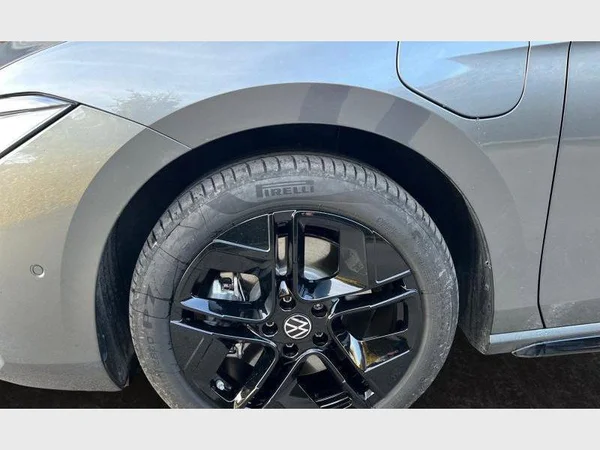 Volkswagen Passat Variant eHybrid (2026) — foto 24 van 30