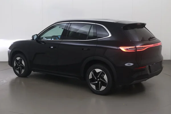GEELY E5 (2026) — foto 14 van 20