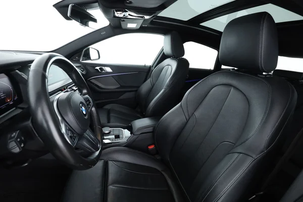 BMW 2-serie (2021) — foto 16 van 16