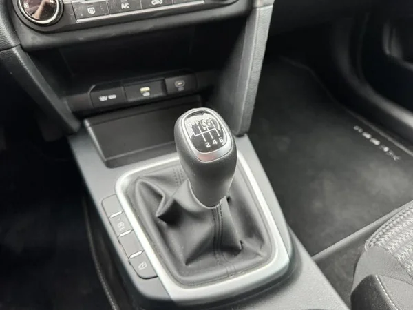 KIA XCeed (2023) — foto 19 van 26