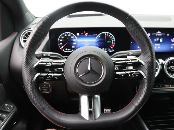 Mercedes-Benz B-Klasse (2025) — foto 9 van 32