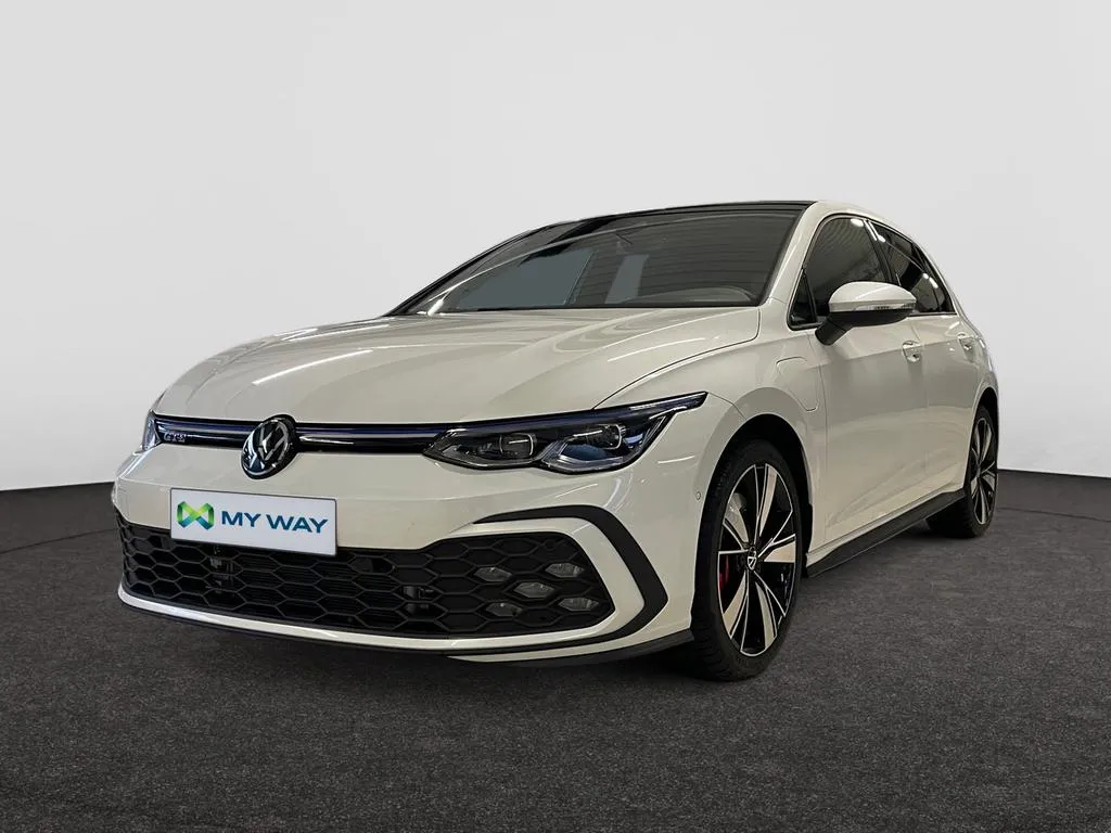 VOLKSWAGEN Golf VIII GTE 1122_103864_2024