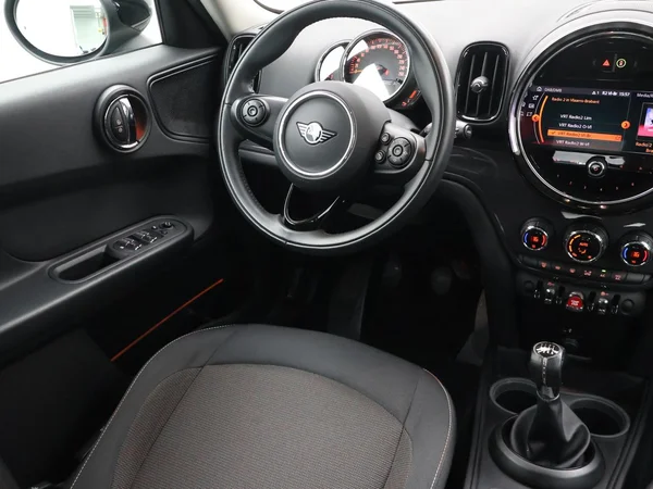 MINI Mini Countryman (F60 LCI) (2021) — foto 16 van 24