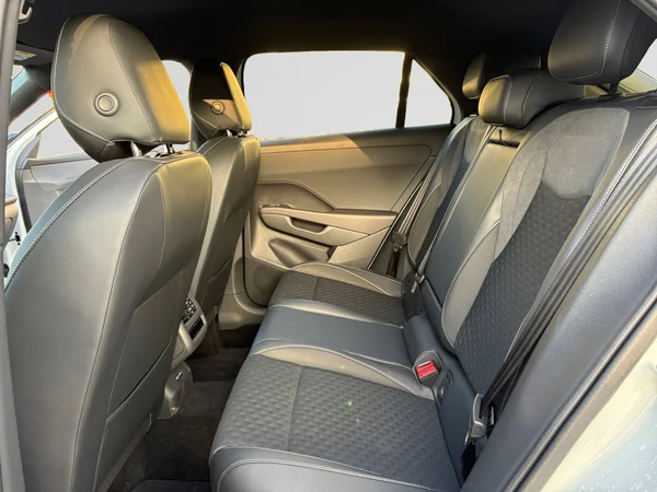 VOLKSWAGEN T-Roc (2026) — foto 11 van 22