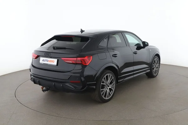 Audi Q3 (2021) — foto 12 van 16