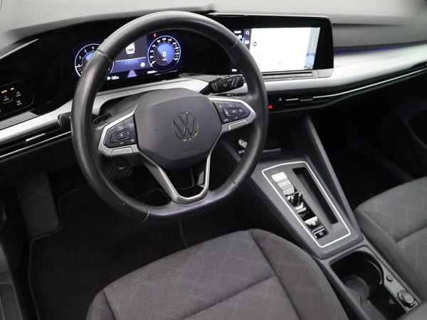 VOLKSWAGEN Golf VIII SW (2024) — foto 21 van 22