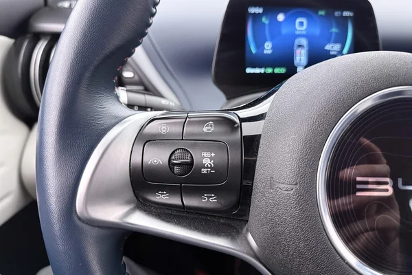 BYD Atto 3 (2023) — foto 7 van 45