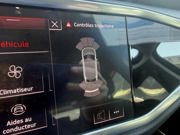 AUDI Q3 Sportback (2020) — foto 9 van 33
