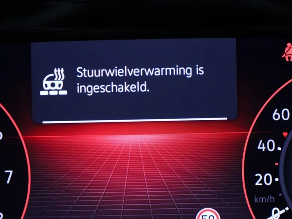 Volkswagen Golf (2022) — foto 11 van 45