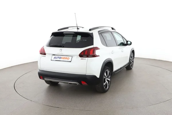 Peugeot 2008 (2008) — foto 12 van 16