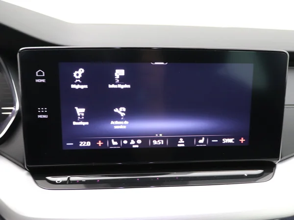 SKODA Octavia Combi (2024) — foto 17 van 27
