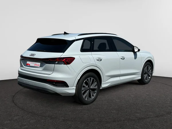 AUDI Q4 e-tron (2025) — foto 18 van 21