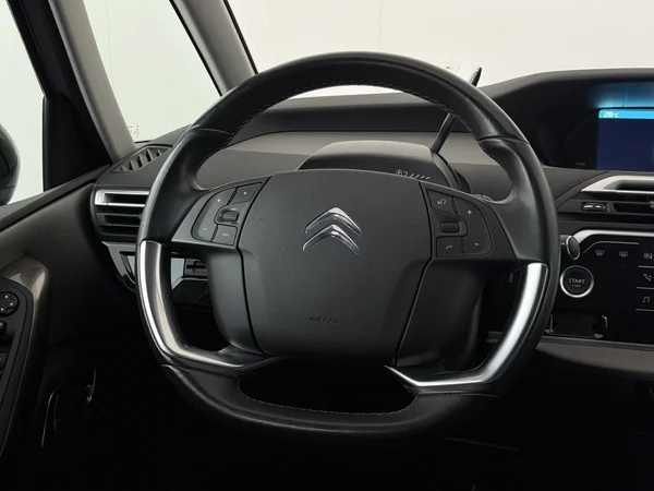 CITROEN C4 SpaceTourer (2022) — foto 14 van 26