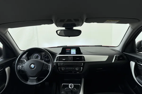 BMW 1 Hatch (f20 Lci) (2018) — foto 20 van 20