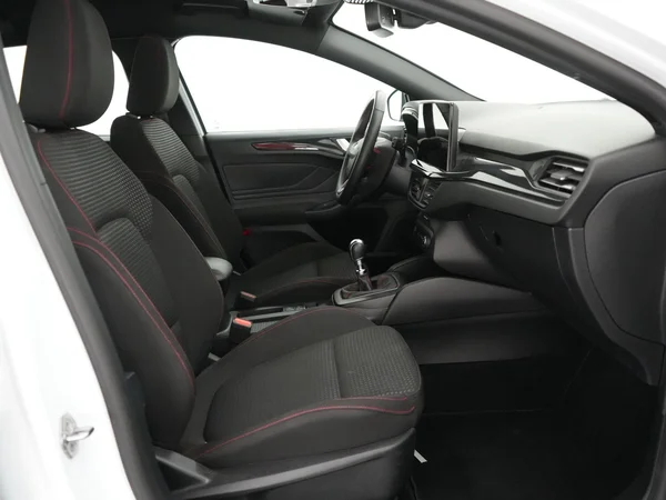 Ford Focus (2024) — foto 4 van 23