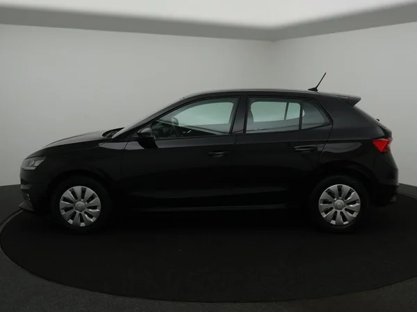 SKODA Fabia (2024) — foto 10 van 29
