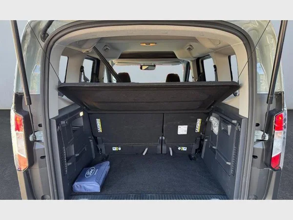 Ford Tourneo Courier (2025) — foto 21 van 29