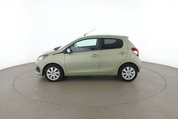 Peugeot 108 (2022) — foto 9 van 16