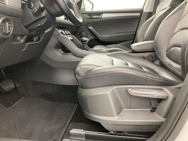 SKODA Kodiaq (2022) — foto 25 van 36