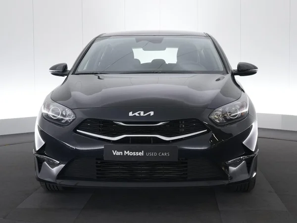 Kia cee'd (2024) — foto 15 van 21