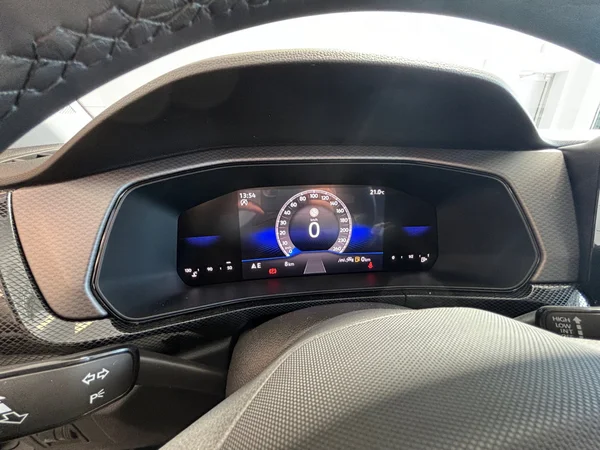 VOLKSWAGEN T-Cross (2025) — foto 14 van 24
