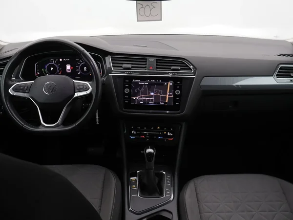 Volkswagen Tiguan (2023) — foto 24 van 26