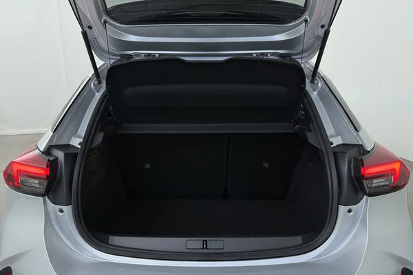 Opel Corsa (2025) — foto 18 van 22