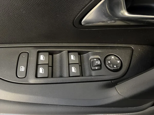 Peugeot 2008 (2025) — foto 9 van 22